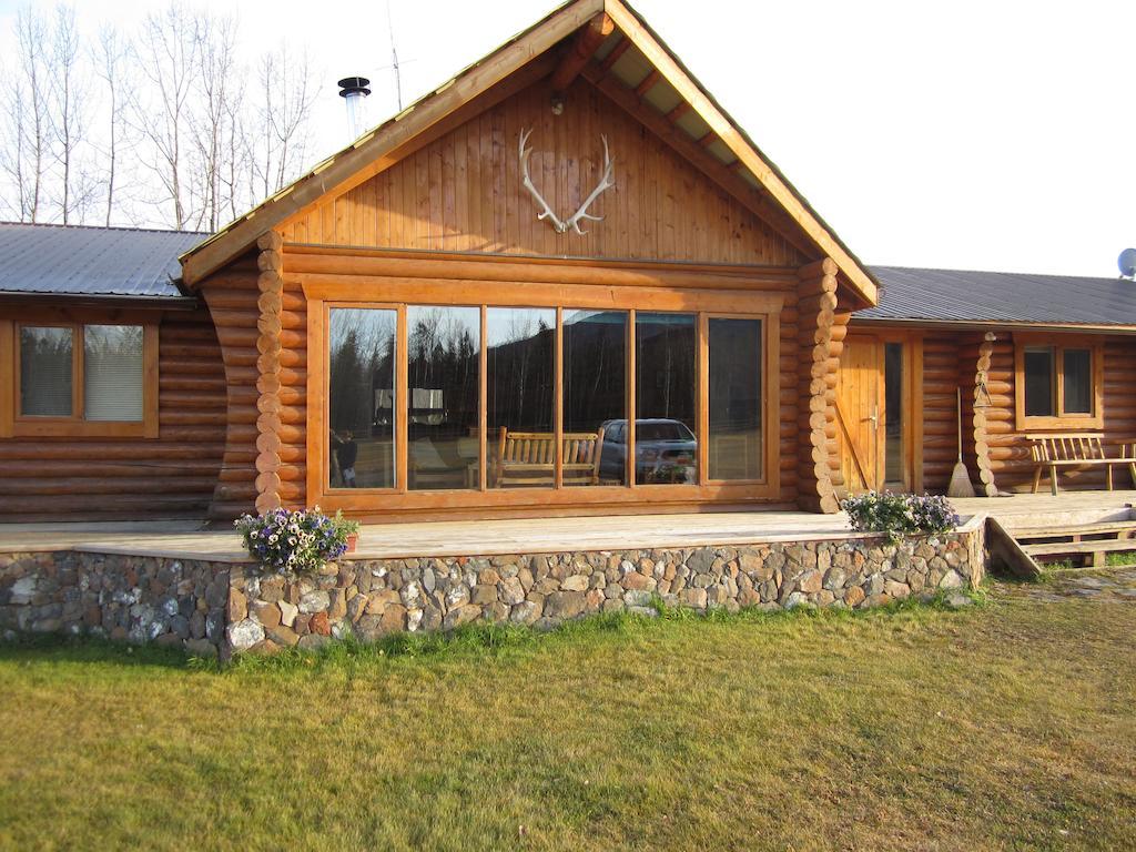 Folding Mountain B & B Fort Nelson Bilik gambar